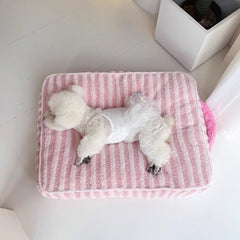 All-Season Pet Bed