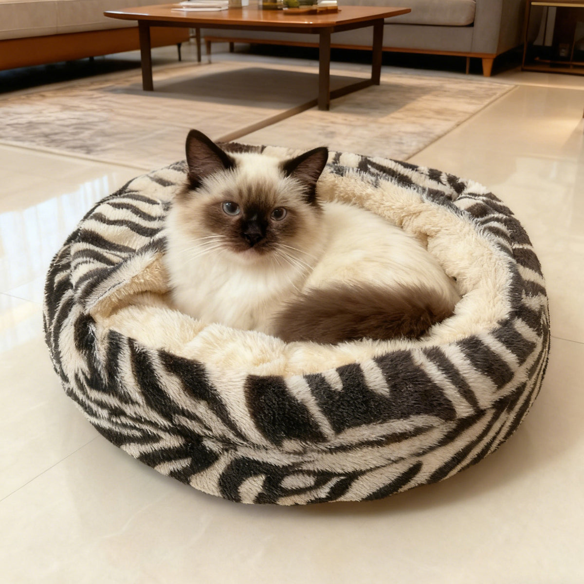 Enclosed Winter Cat Bed