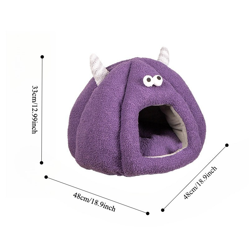 Enclosed Plush Cave Bed